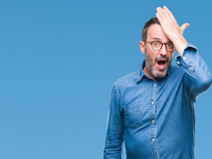 persona che commette errore, sovrastimare le spese condominiali