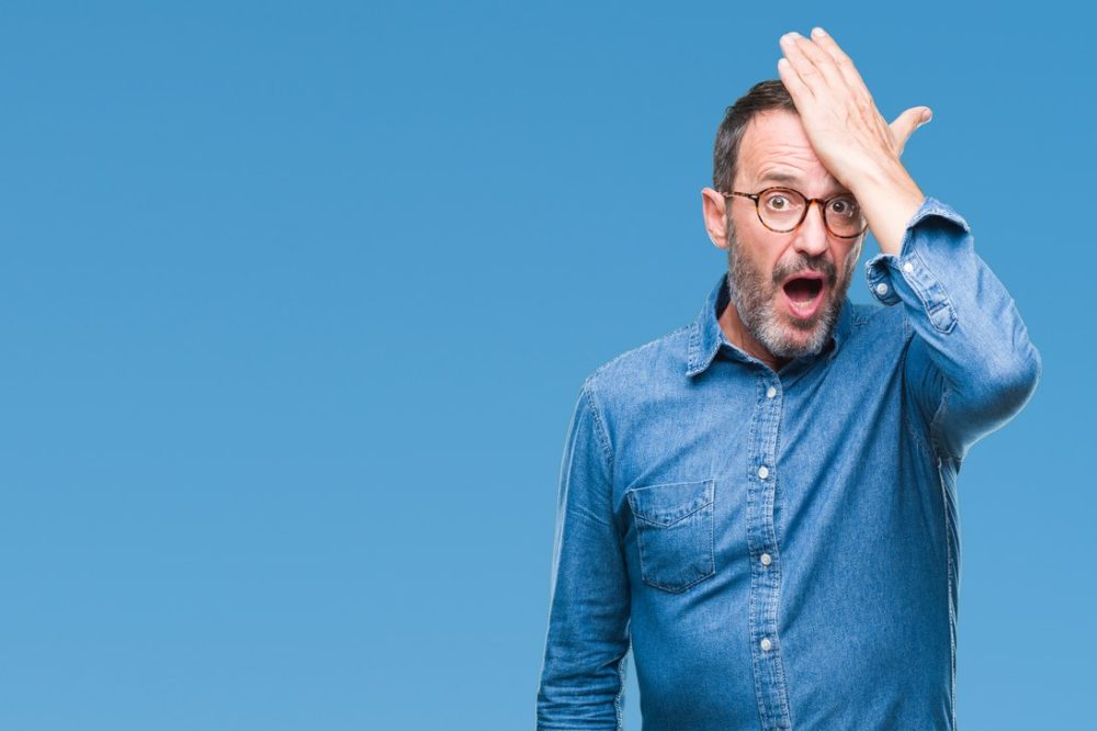 persona che commette errore, sovrastimare le spese condominiali